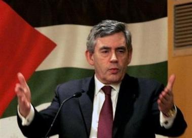 Gordon Brown menace à la Knesset l'Iran de nouvelles sanctions et appelle à la paix