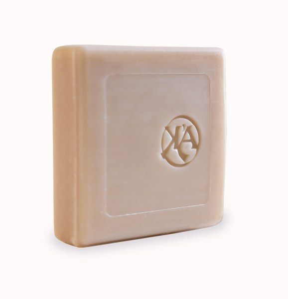 Le Savon Katima’A transforme un geste quotidien en un véritable instant beauté...