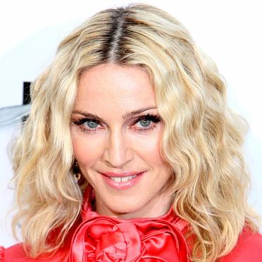 W.E : Madonna remercie une cinéaste égérie des nazis