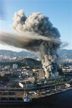 Un incendie dévaste la Cité de la Samba à Rio