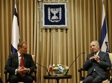 Shimon Peres à Varsovie pour le 65e anniversaire de l'insurrection du ghetto
